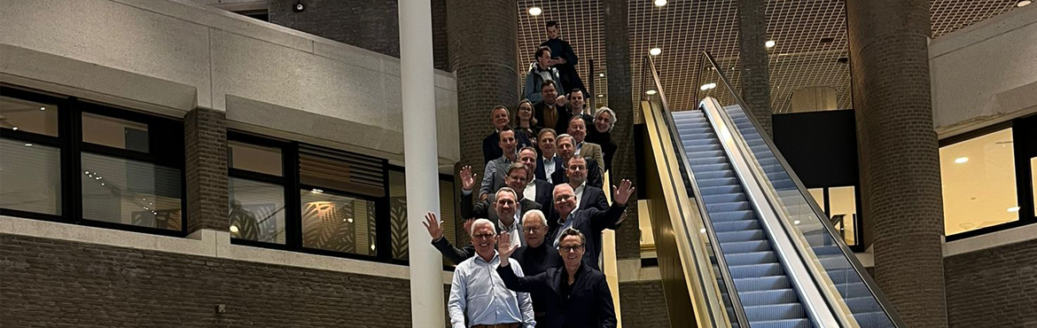 Nieuwe bestuursleden ingewijd in politiek Den Haag